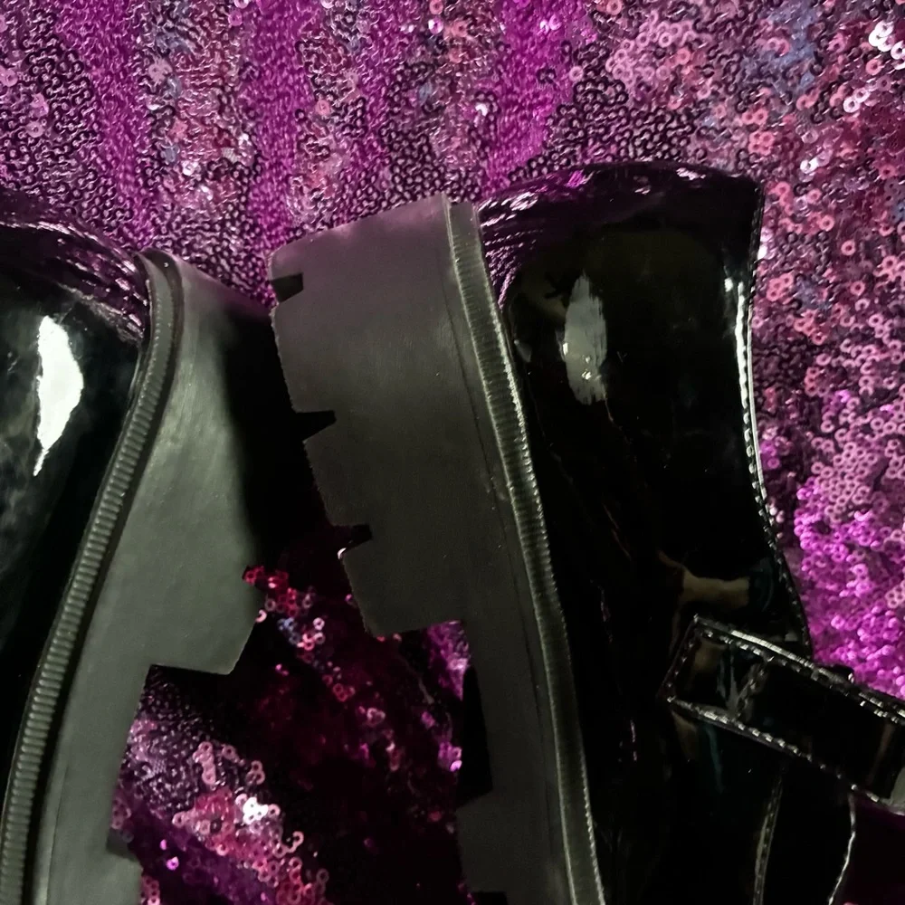 Girls Youth Black Patent Mary Jane Chunky Lug Sole Loafers Rhinestone Buckle GUC